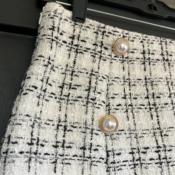 High Waist Tweed Plaid Mini Skirt - Picture 10 of 16